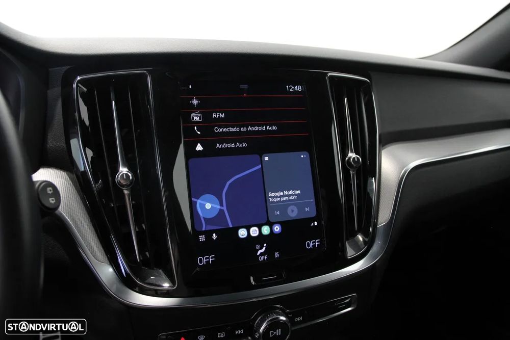 Volvo V60 2.0 D4 R-Design Geartronic - 35
