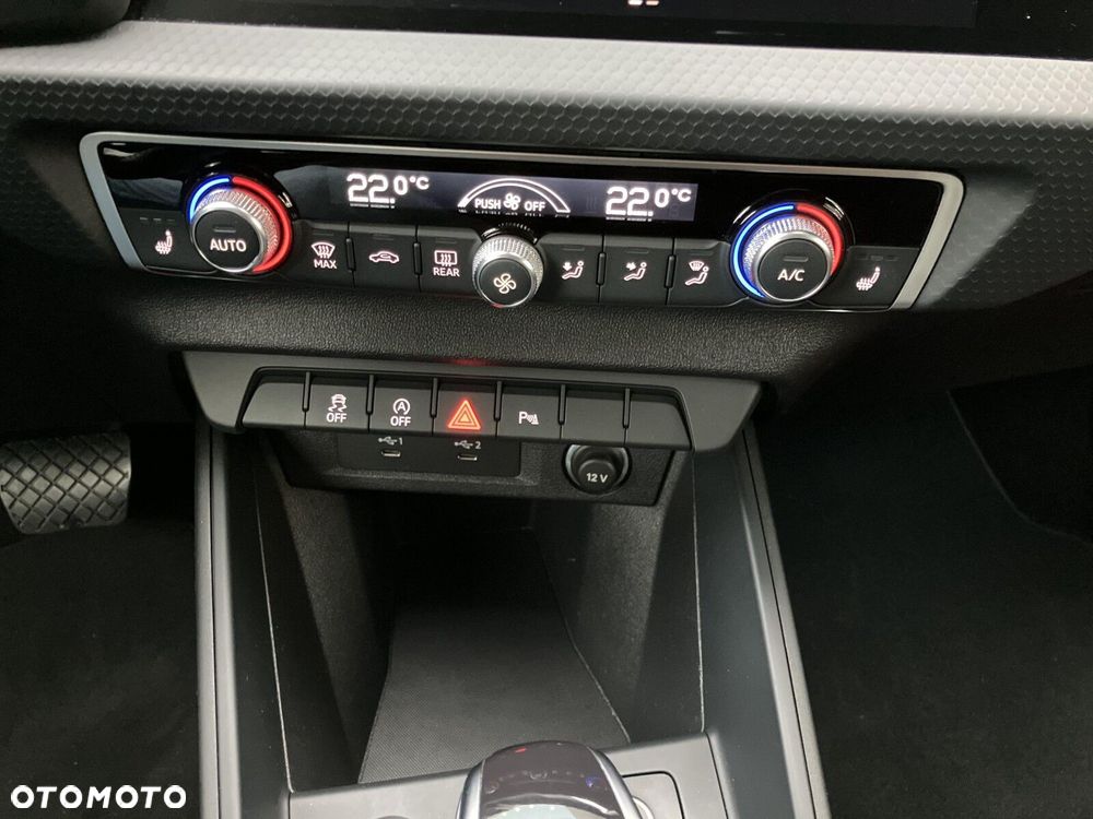 Audi A1 Sportback 30 TFSI Advanced S tronic - 17