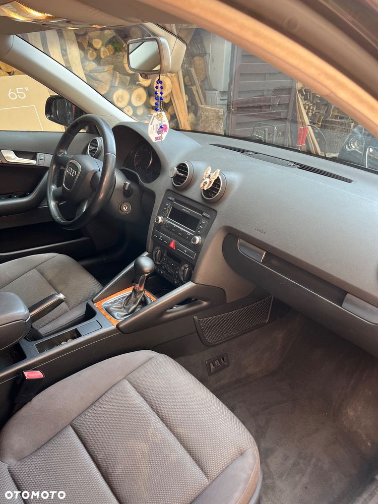 Audi A3 Sportback - 8