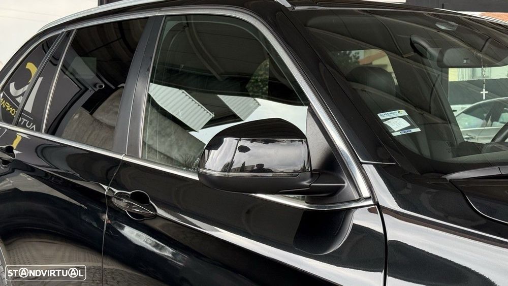 BMW X5 25 d sDrive Comfort 7L - 8