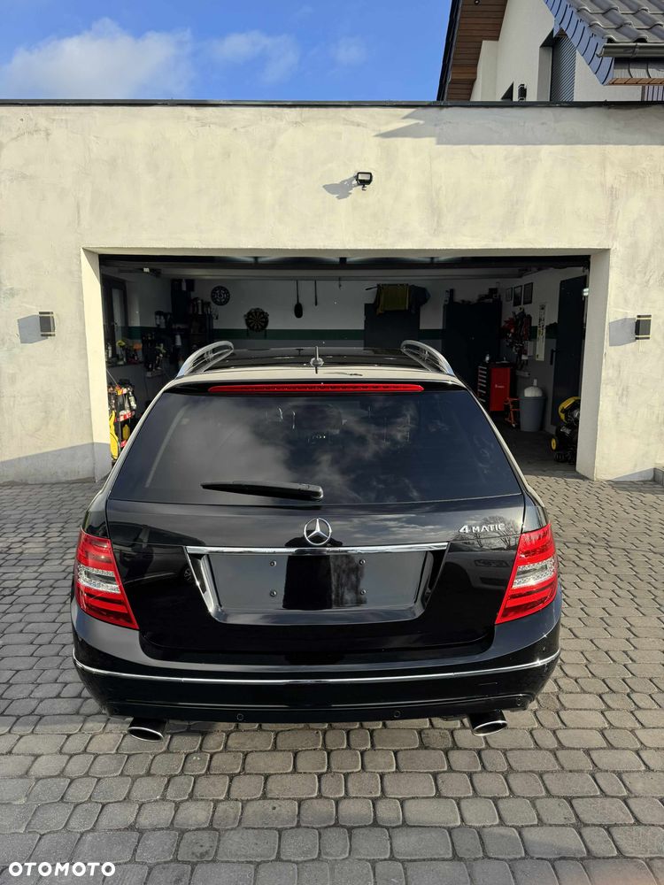 Mercedes-Benz Klasa C 300 CDI DPF 4Matic (BlueEFFICIENCY) 7G-TRONIC Avantgarde - 5