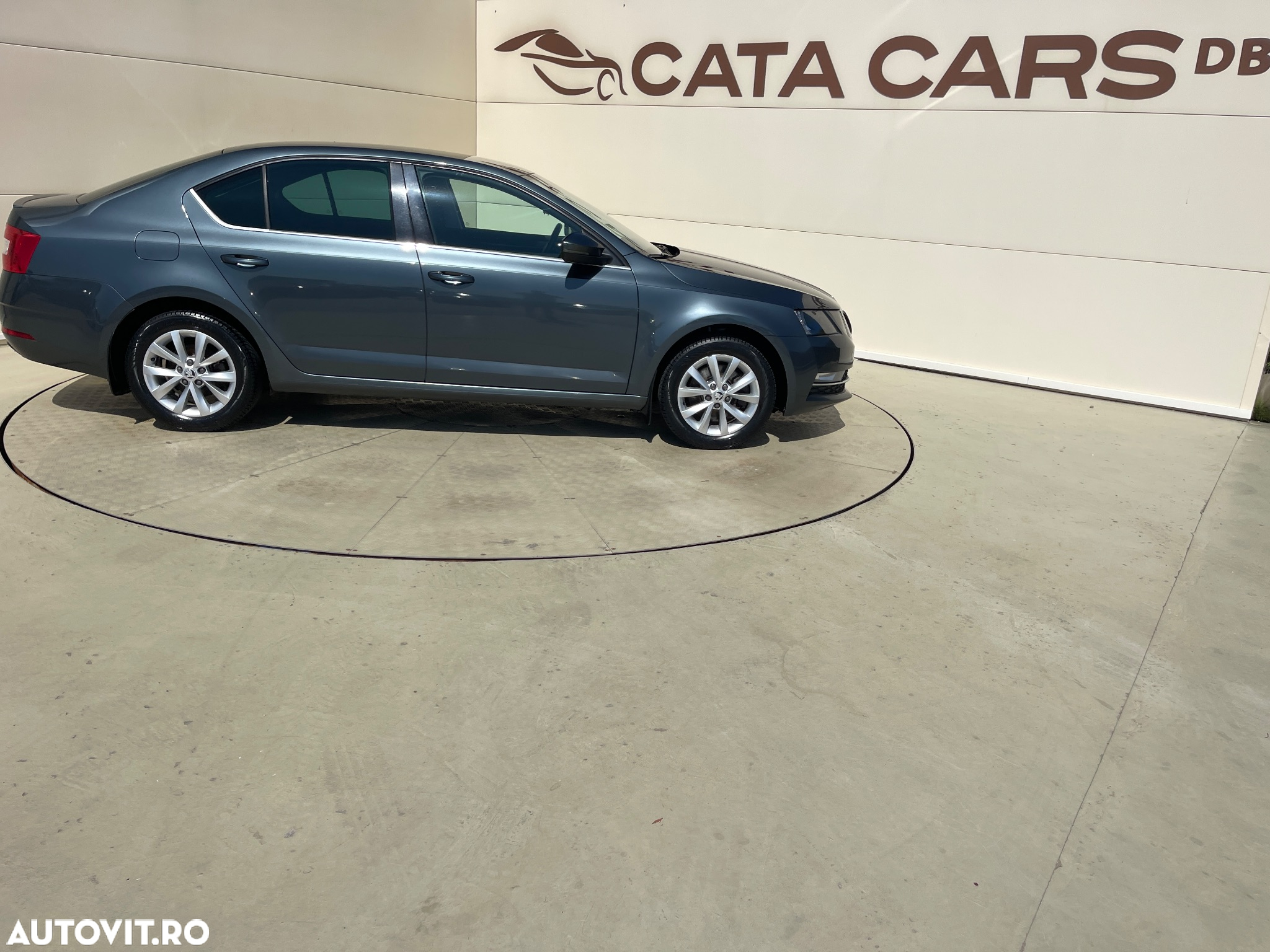 Skoda Octavia 1.8 TSI DSG Style - 19