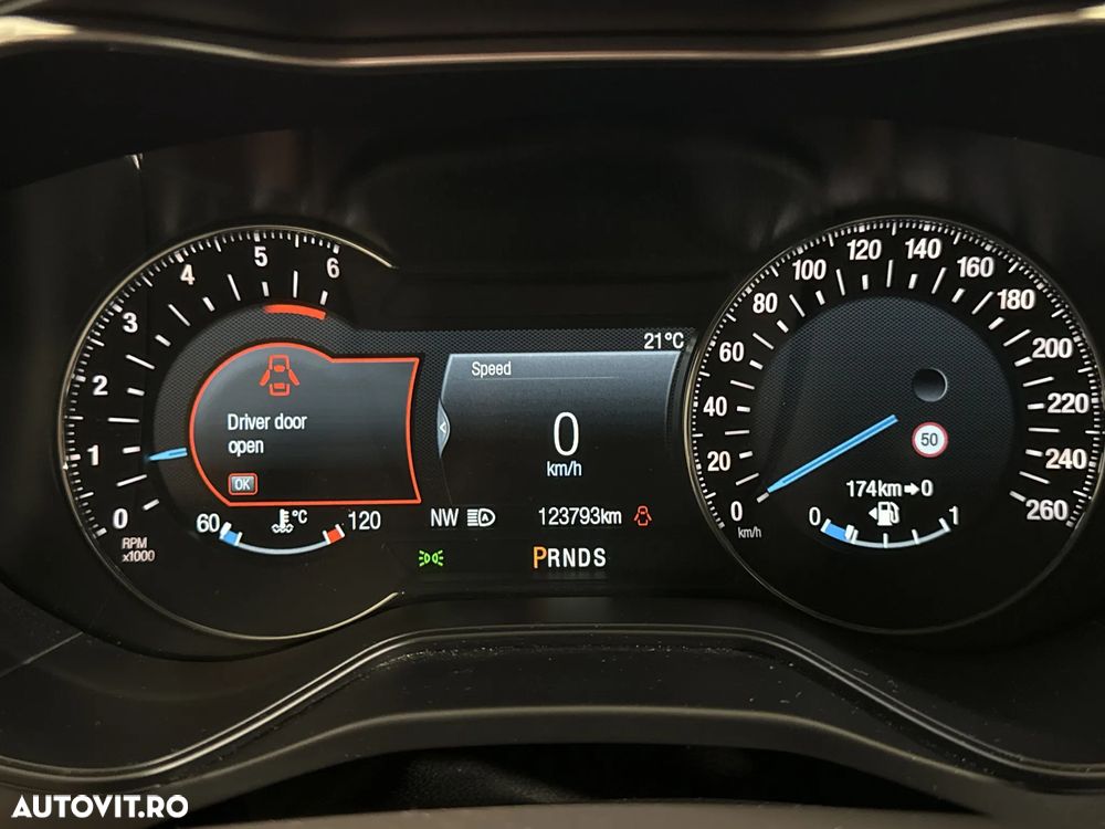 Ford Mondeo - 11