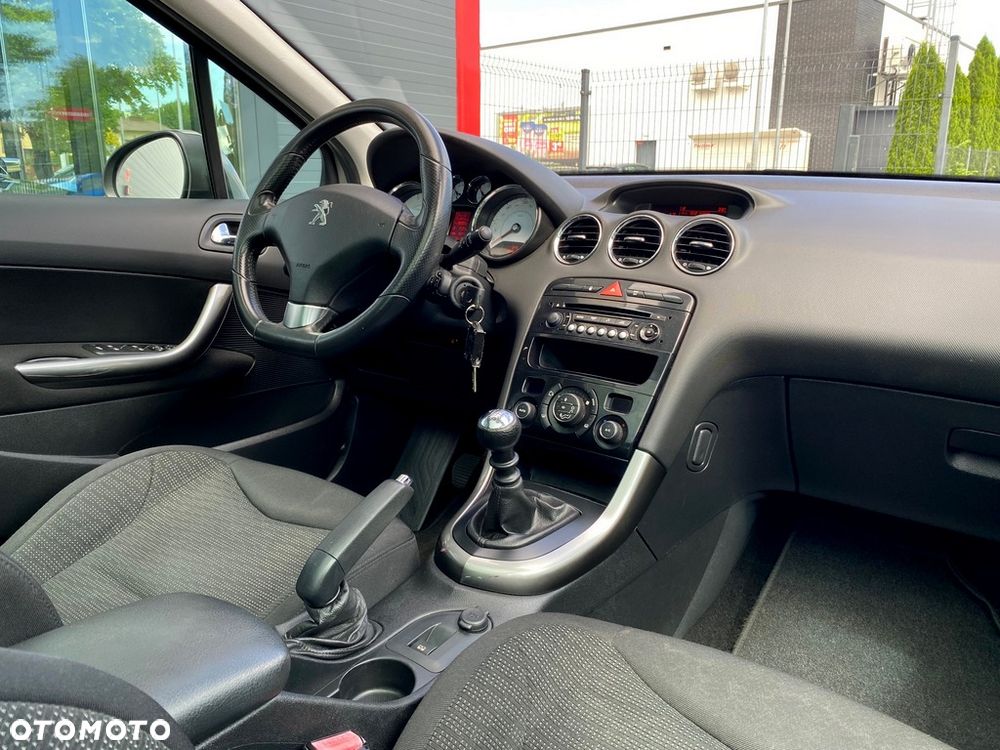 Peugeot 308 1.6 Premium - 11