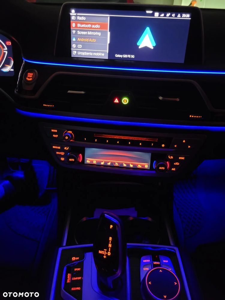 BMW Seria 7 730d mHEV - 17