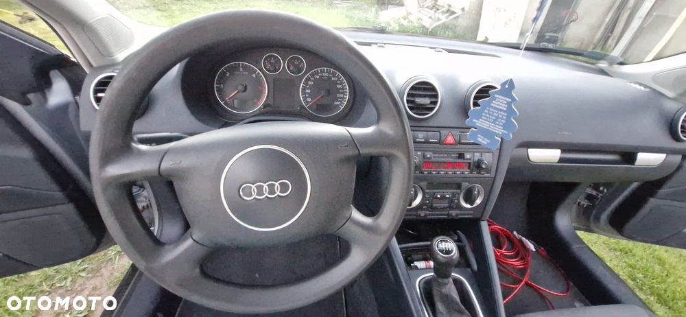Audi A3 3-drzwiowe 2.0 TDI Ambiente - 12