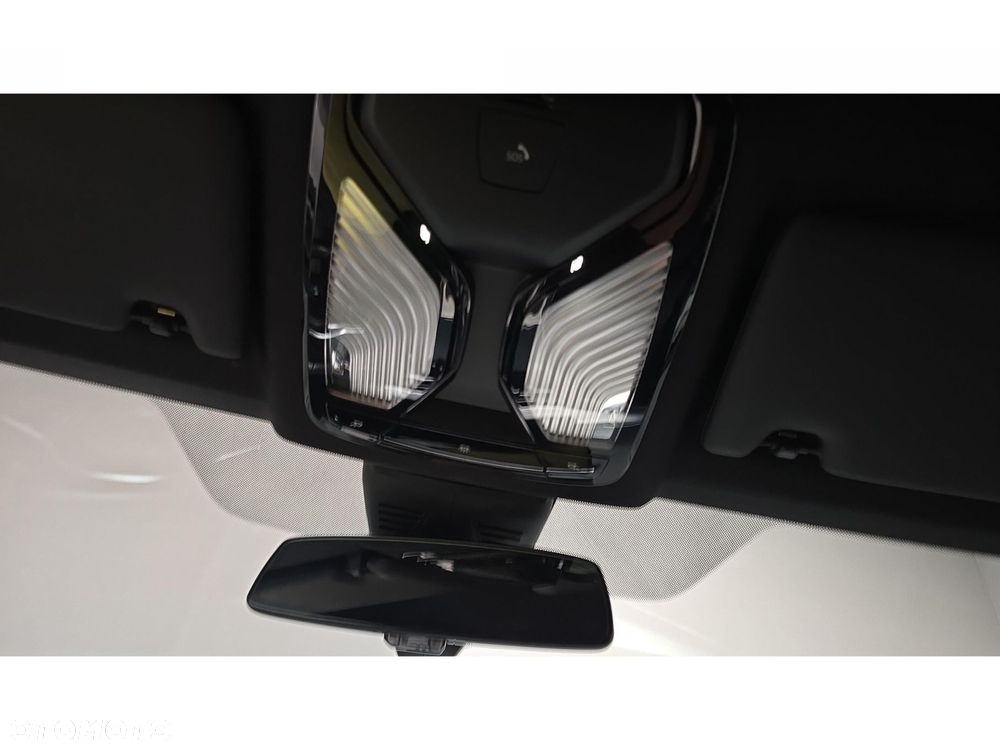 BMW Seria 3 - 34