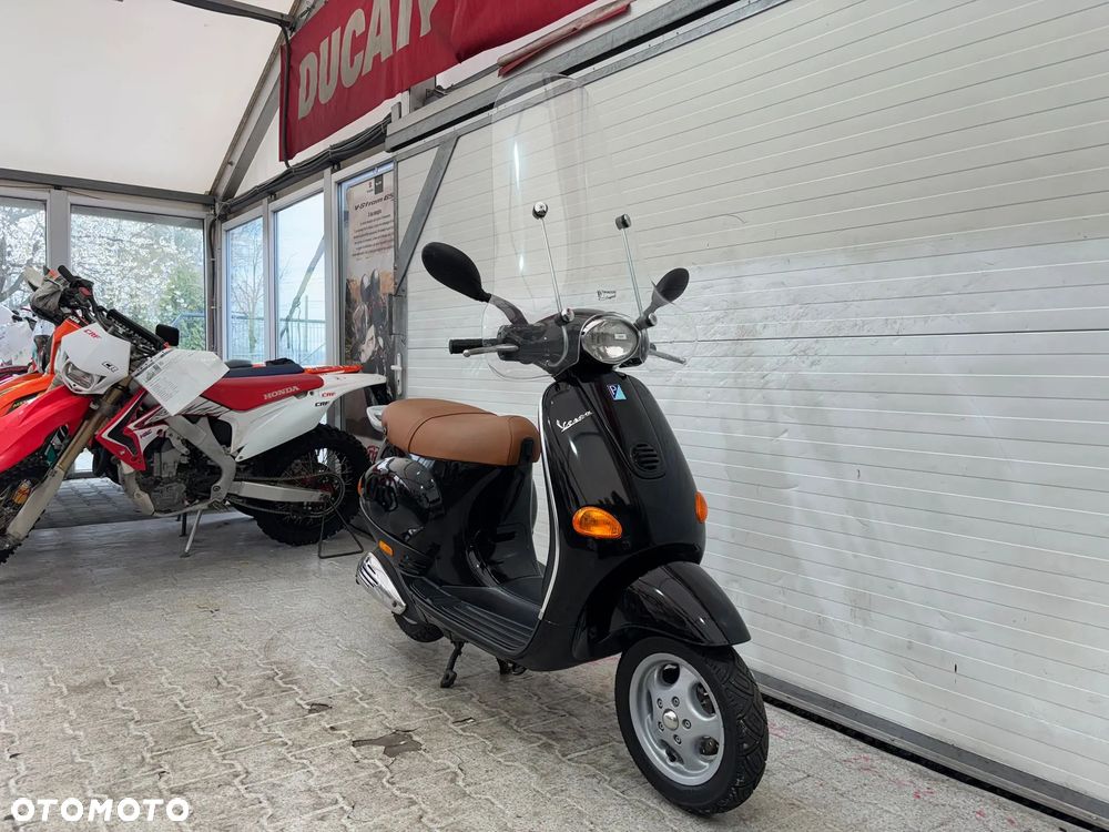 Piaggio Vespa - 3