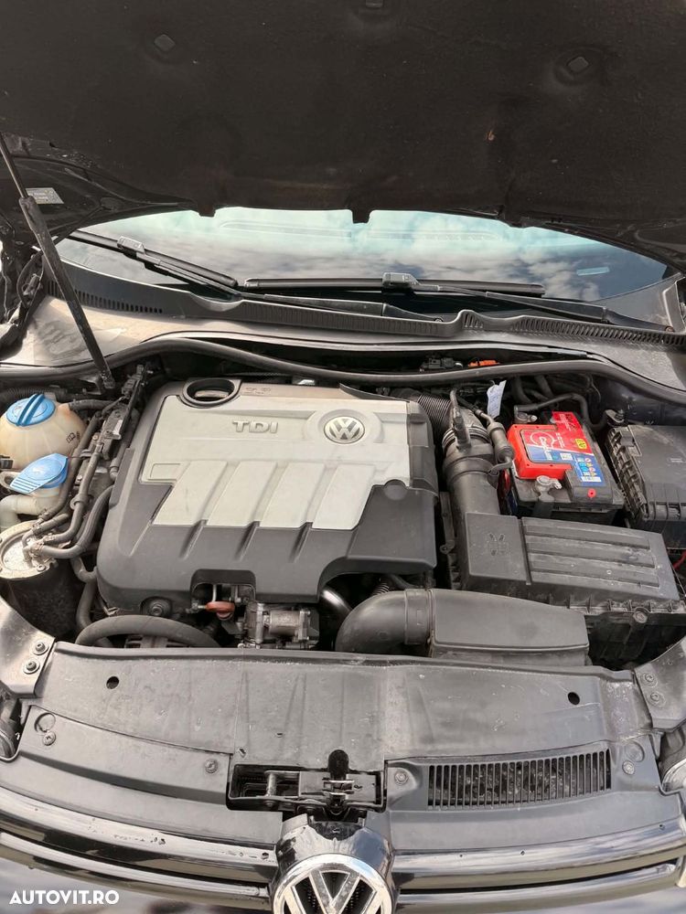 Volkswagen Golf 2.0 TDI Highline - 6