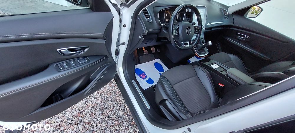 Renault Grand Scenic ENERGY dCi 110 EXPERIENCE - 17