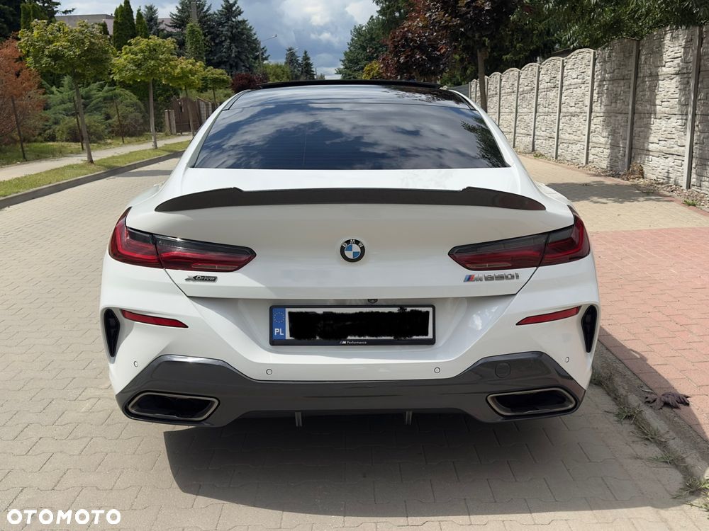 BMW Seria 8 - 5