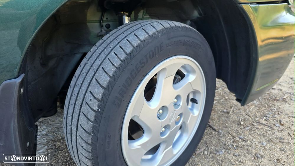 Nissan Almera 1.4 SLX - 23