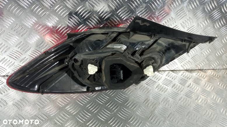 LAMPA PRAWA TYLNA OPEL CORSA D - 2