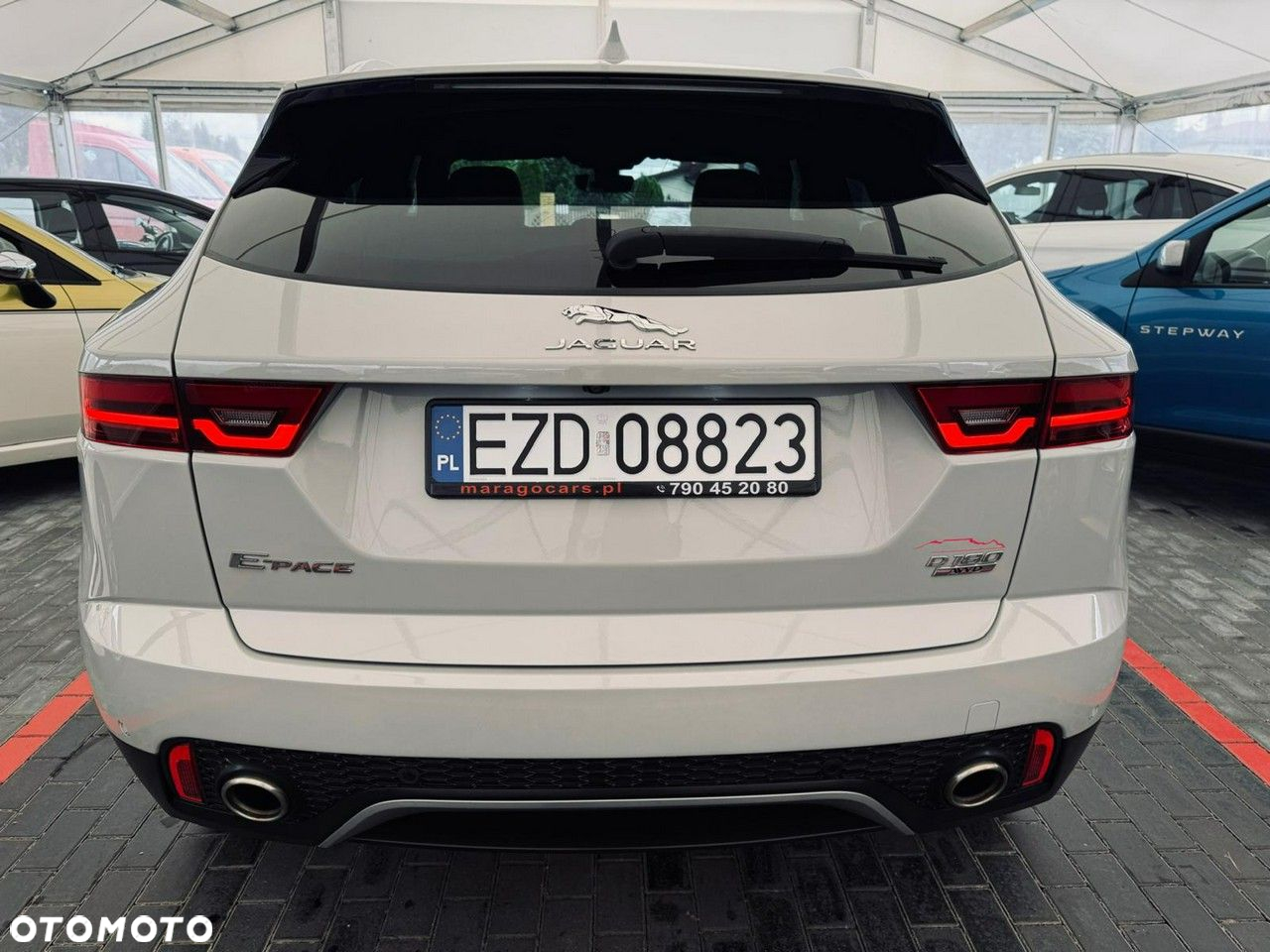 Jaguar E-Pace - 14