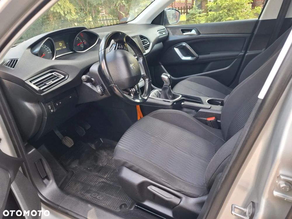 Peugeot 308 1.6 BlueHDi Active S&S - 10