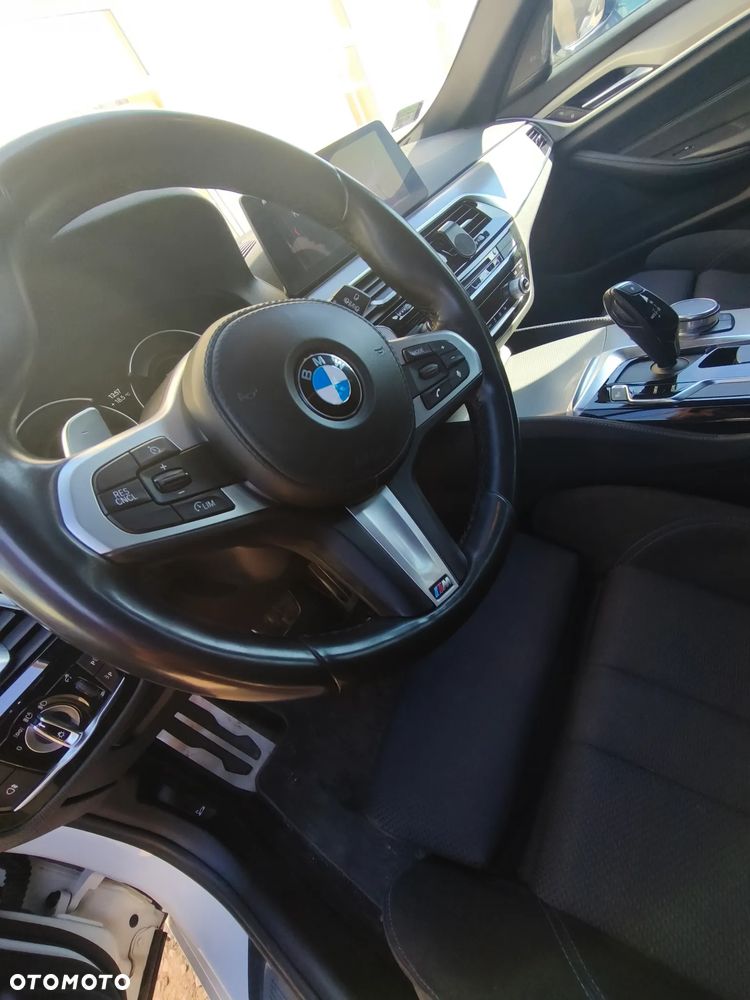 BMW Seria 5 520d xDrive M Sport sport - 21