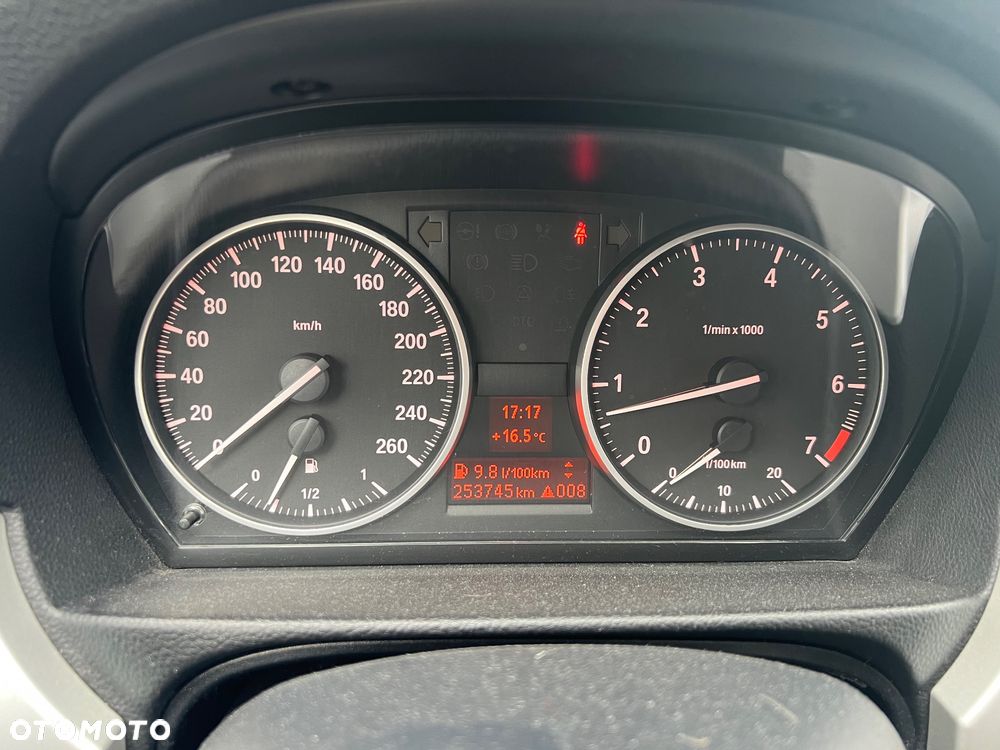 BMW Seria 3 318i - 12