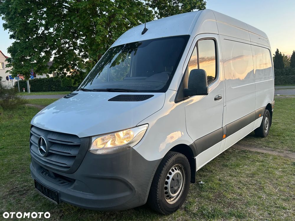 Mercedes-Benz sprinter - 1