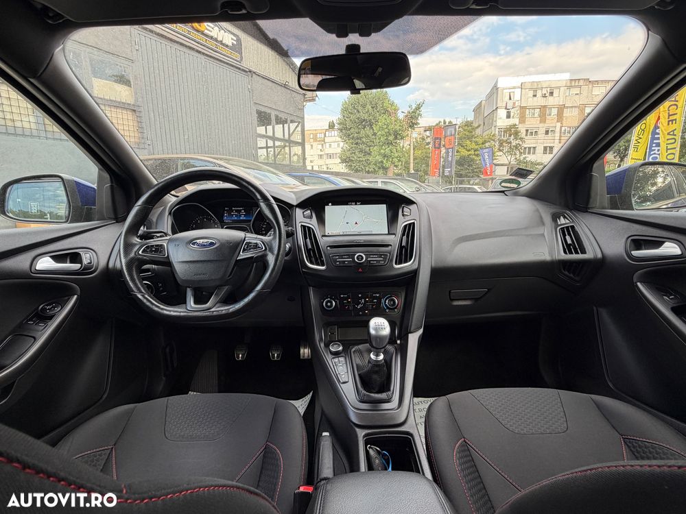 Ford Focus - 7