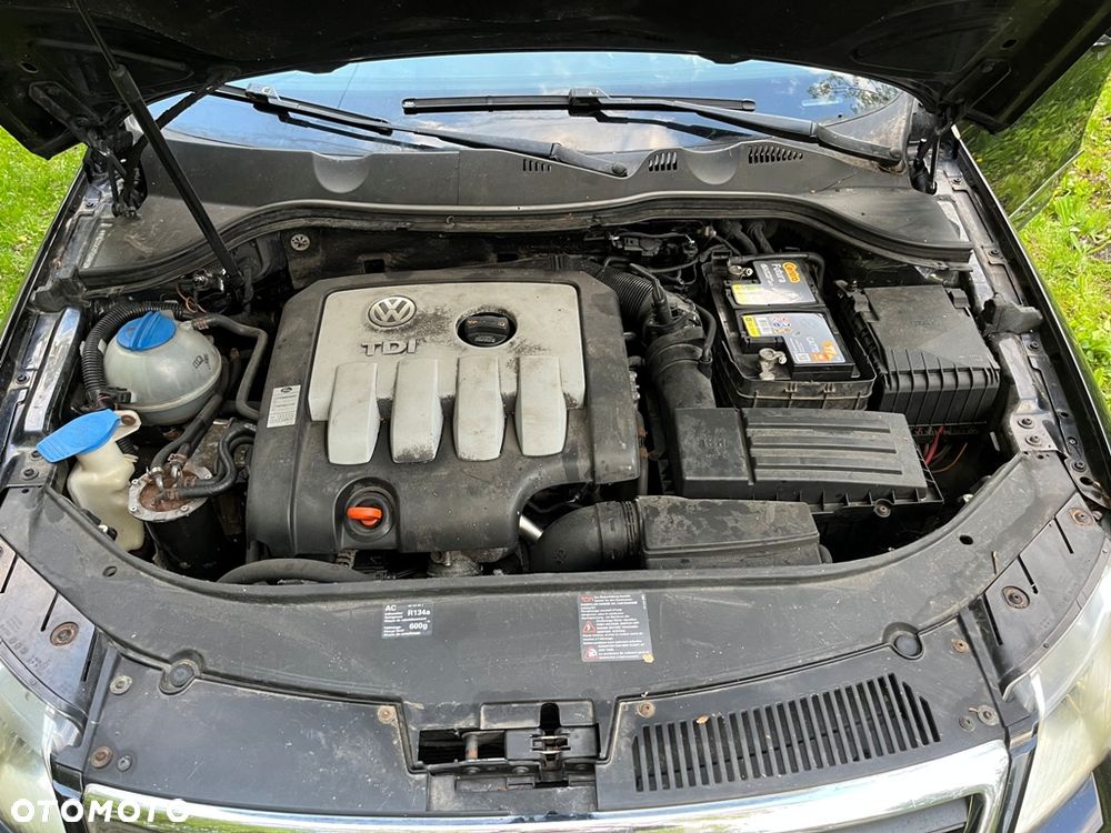 Volkswagen Passat - 18
