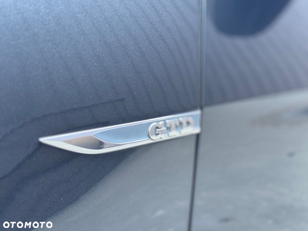 Volkswagen Golf GTD 2.0 TDI SCR DSG - 20