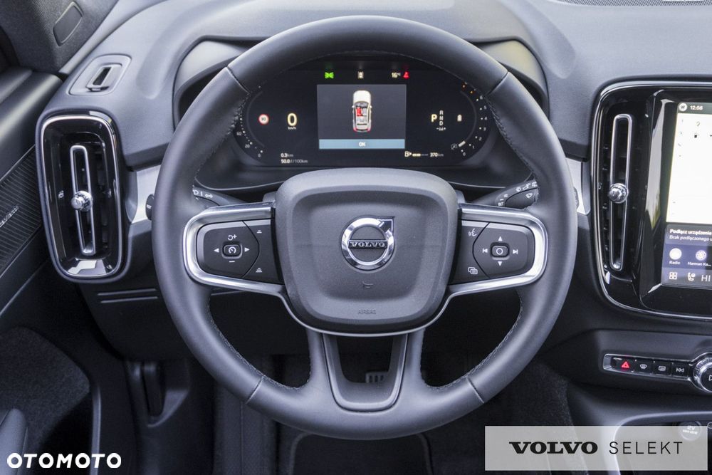Volvo XC 40 - 18