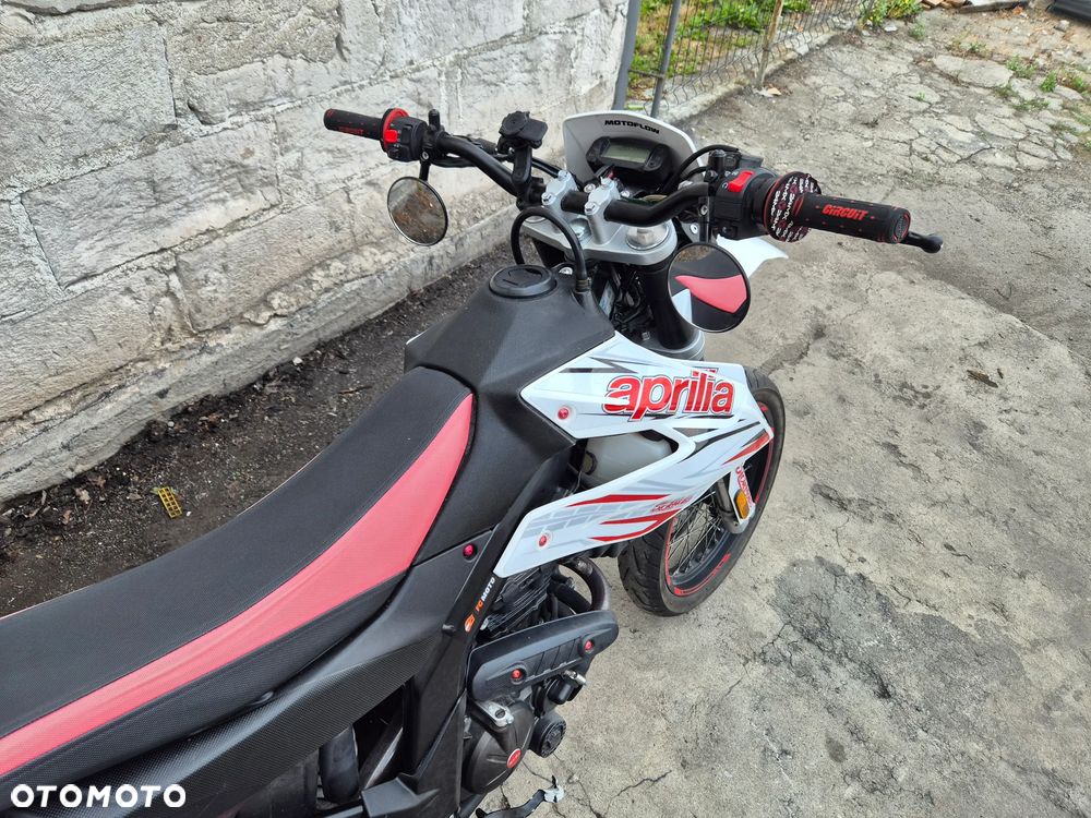 Aprilia SX - 16