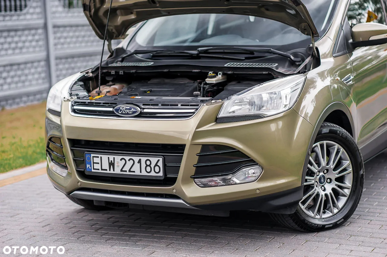 Ford Kuga 2.0 TDCi 2x4 Titanium - 19