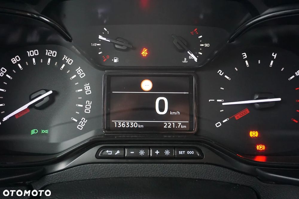 Toyota Proace City Verso 1.5 D-4D Business - 19