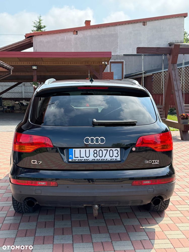 Audi Q7 - 2