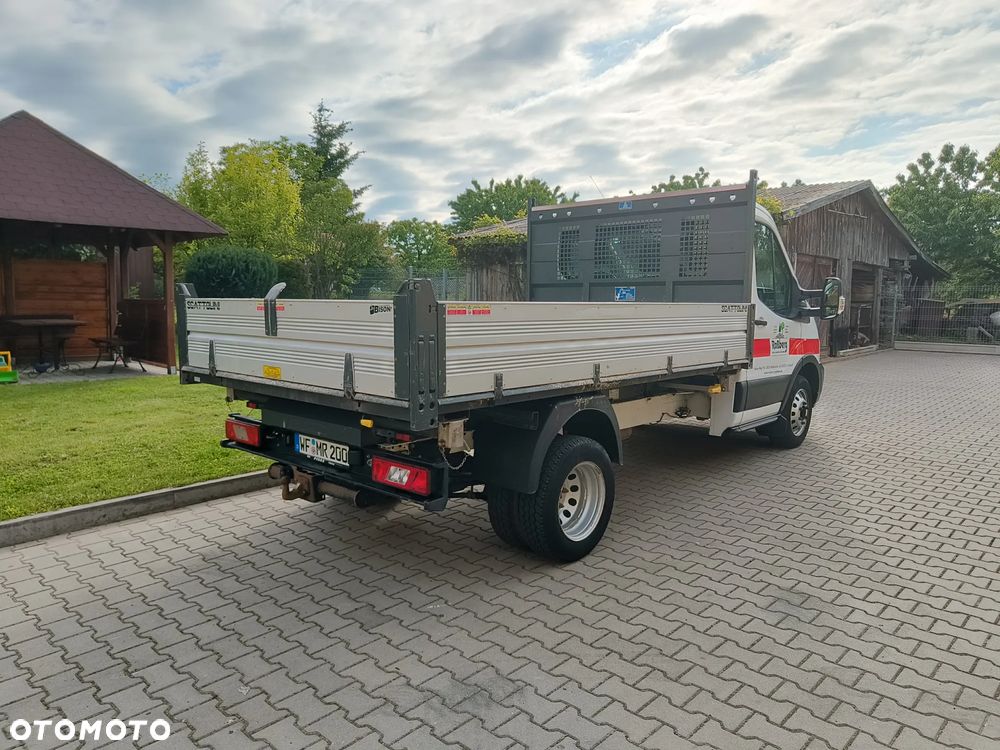 Ford Transit - 13