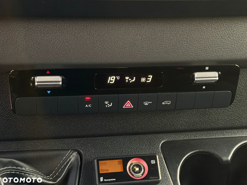 Mercedes-Benz SPRINTER - 20
