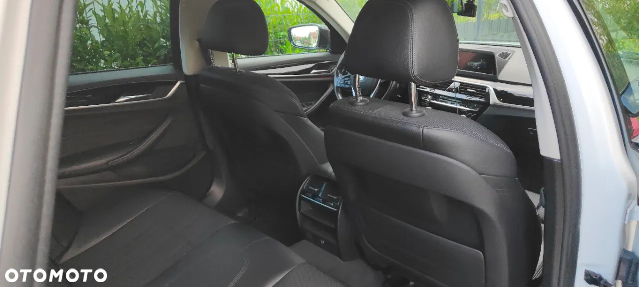 BMW Seria 5 - 9