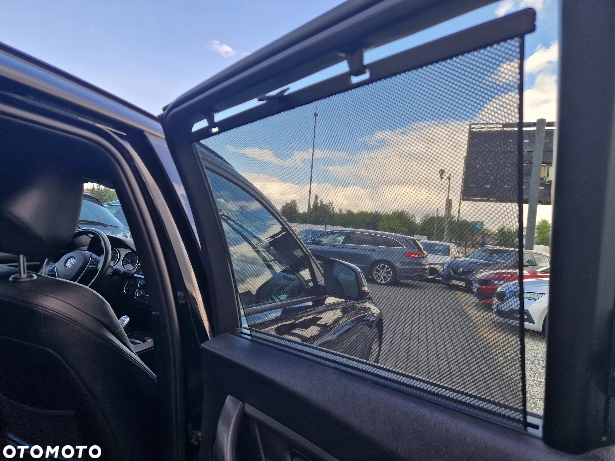 BMW Seria 3 330d xDrive M Sport EU6 - 36