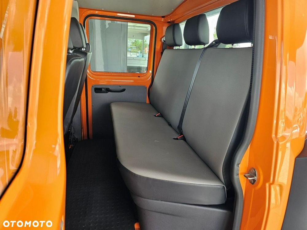 Volkswagen Transporter - 30