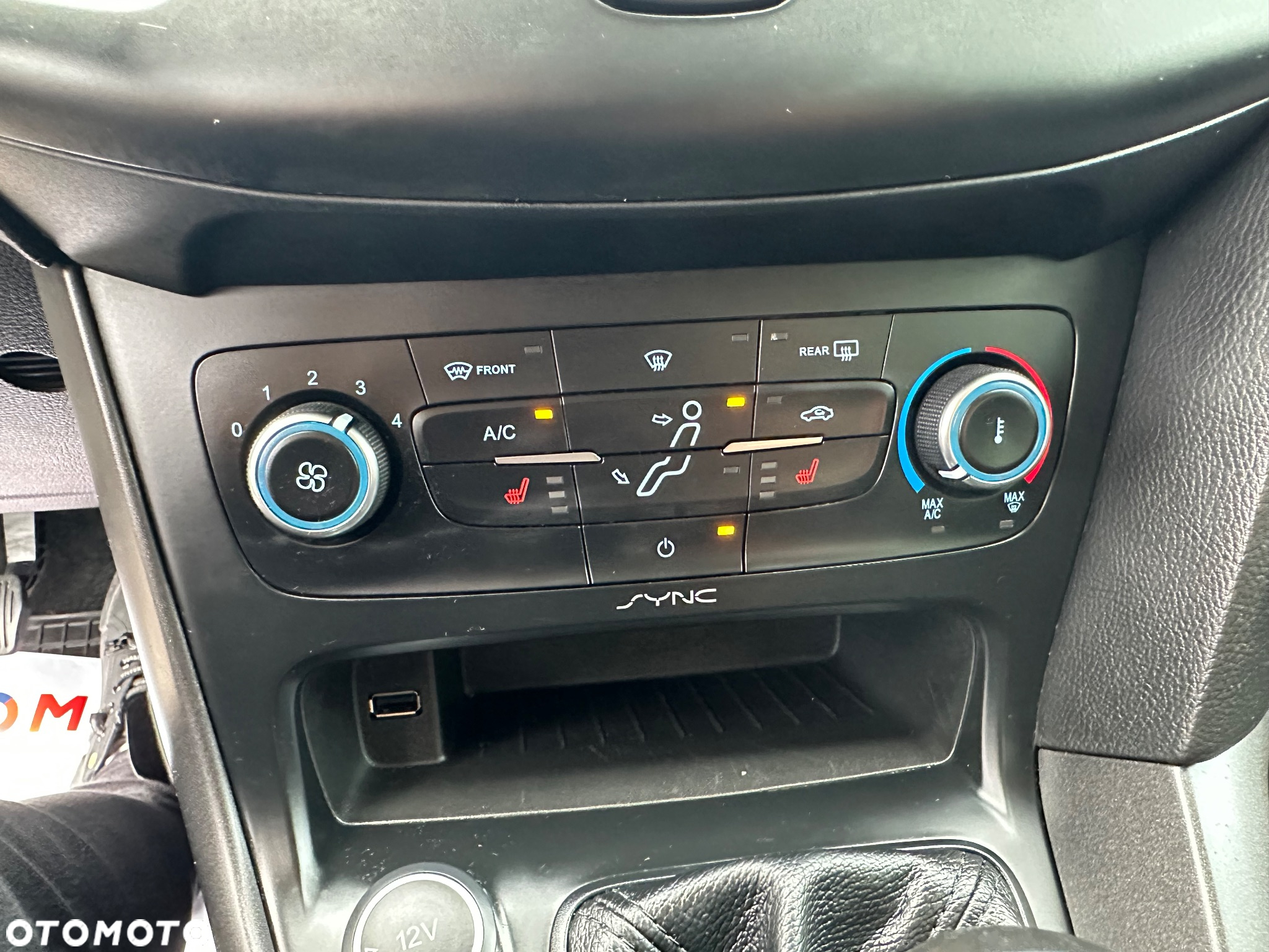 Ford Focus 1.6 Gold X - 17