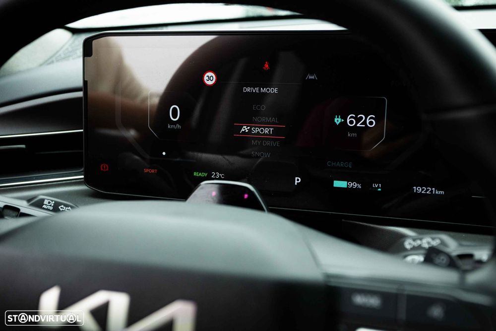Kia EV9 98.8 kWh 1st Edition - 46