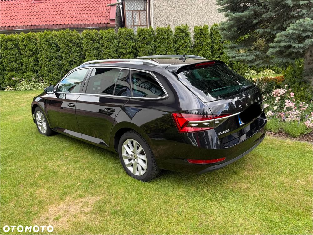 Skoda Superb 2.0 TDI SCR 4x4 Style DSG - 9