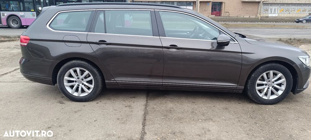 Volkswagen Passat 2.0 TDI DSG Comfortline - 4