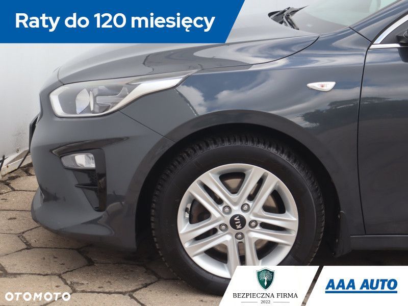 Kia Ceed - 16