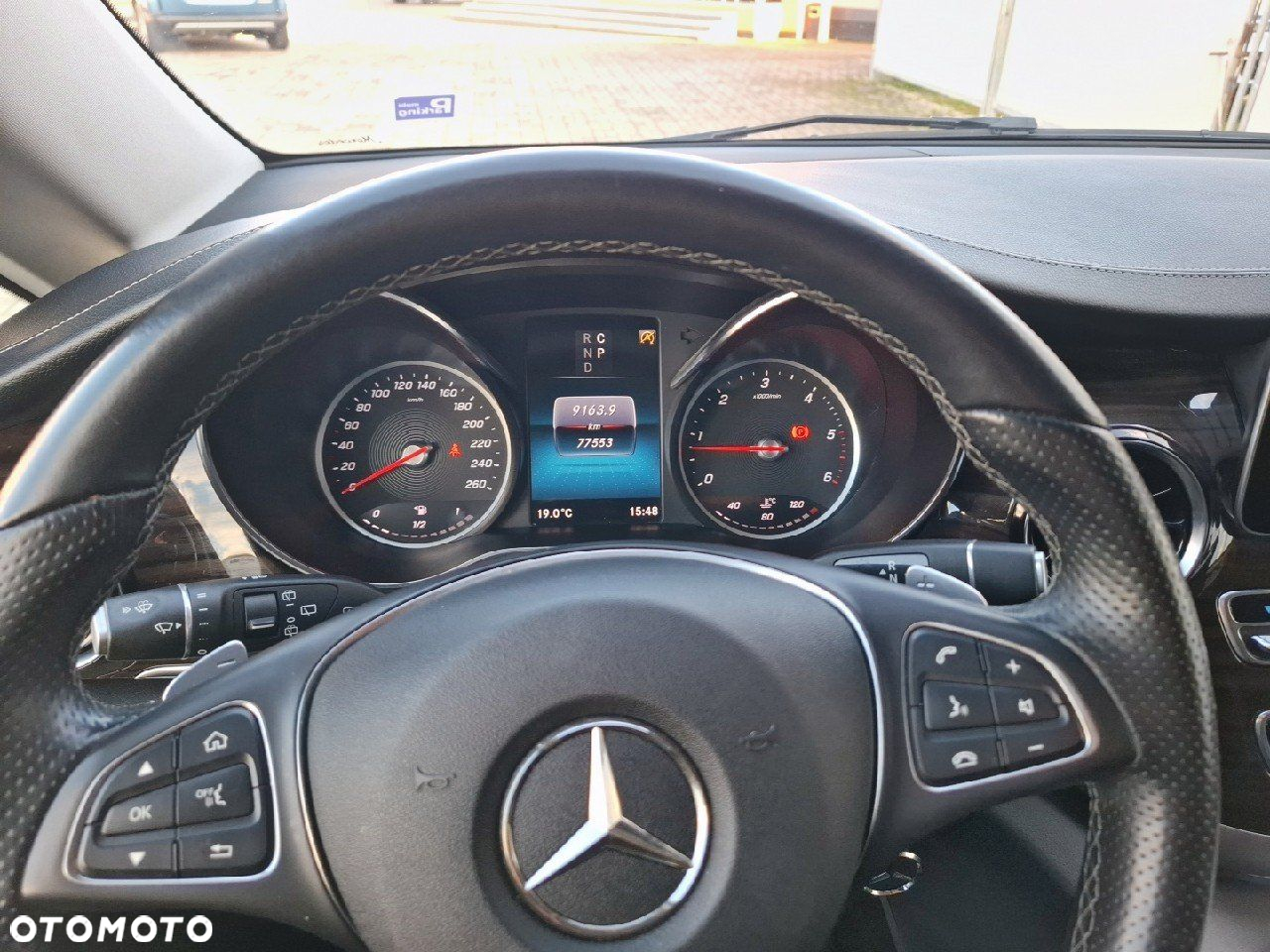 Mercedes-Benz Klasa V - 10