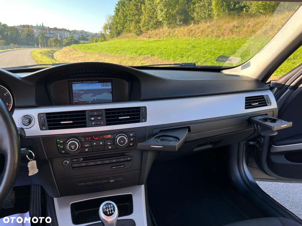 BMW Seria 3 320d - 9