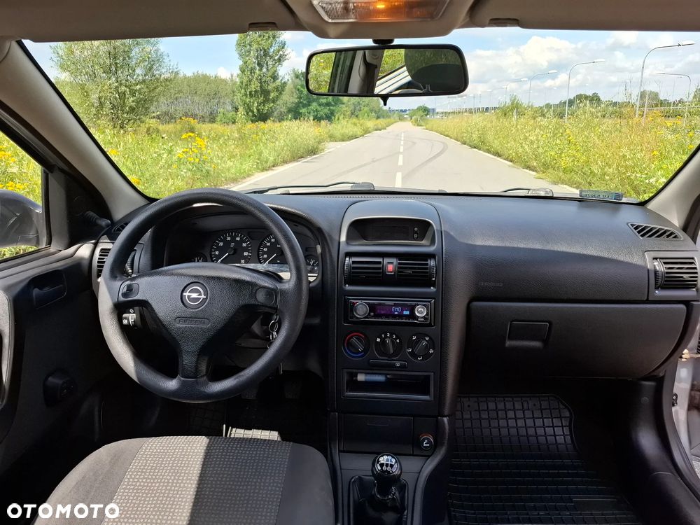 Opel Astra 1.4 111 - 15
