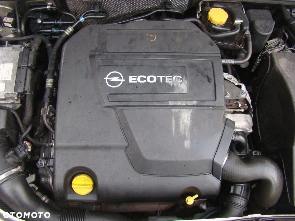 OPEL VECTRA C SIGNUM 3,0 V6 CDTI, Z30DT POKRYWA SILNIKA OSŁONA NA SILNIK - 4