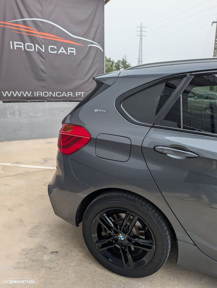 BMW 225xe Active Tourer - 11