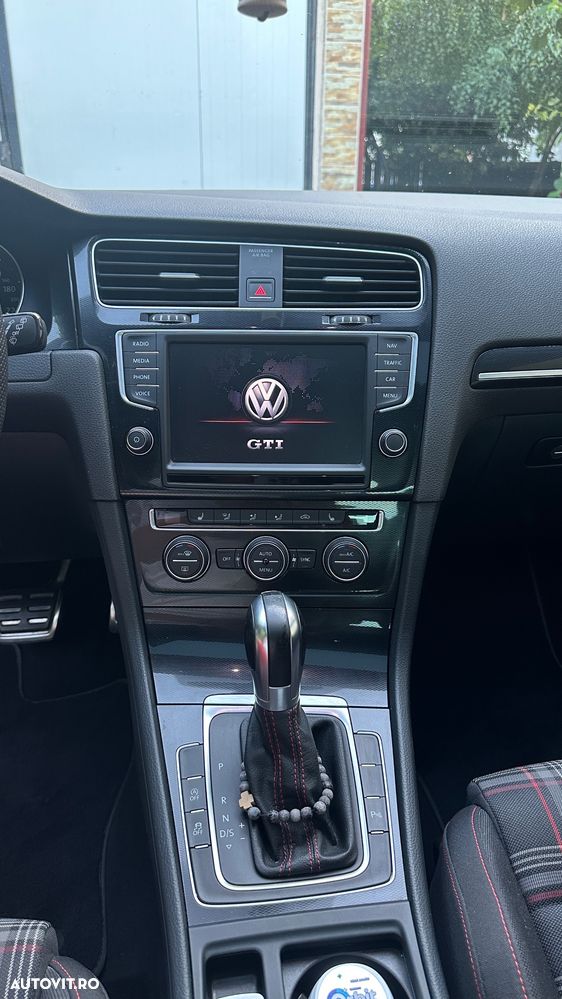 Volkswagen Golf 2.0 TSI BMT DSG GTI Performance - 5