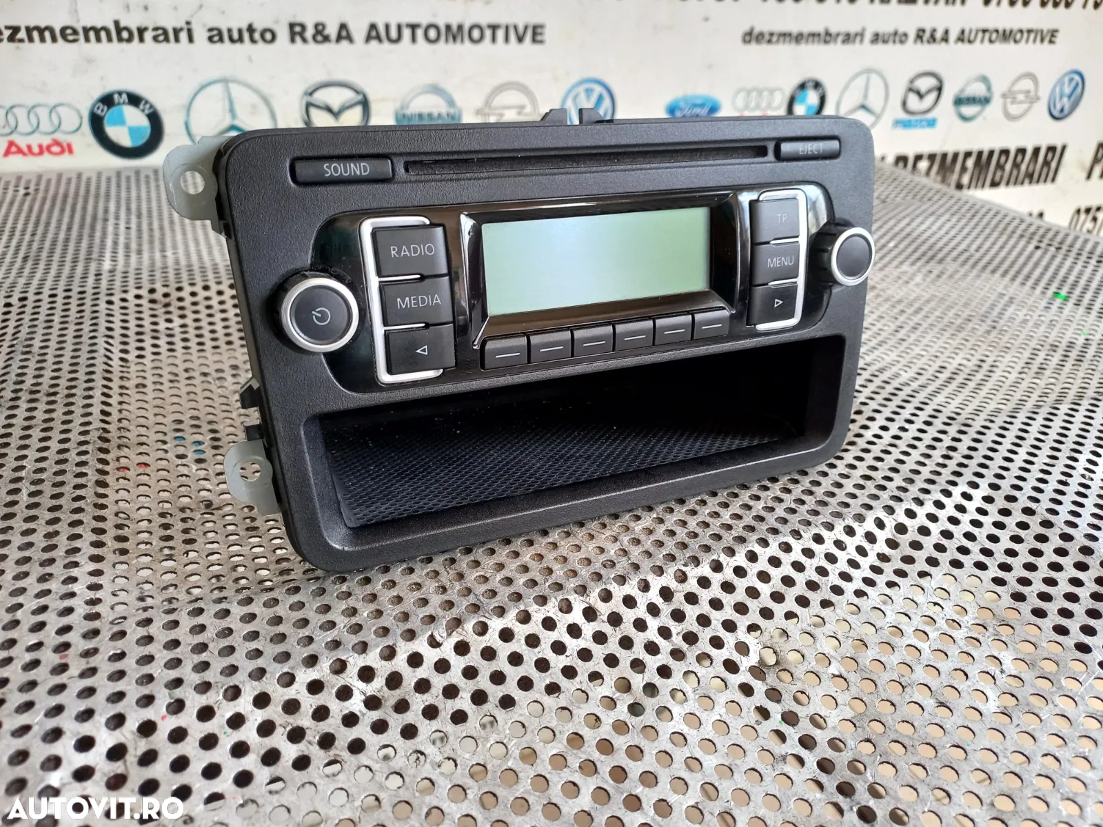 Radio Cd Vw Golf 6 Vl Touran Jetta Caddy Etc - Dezmembrez Arad - 6