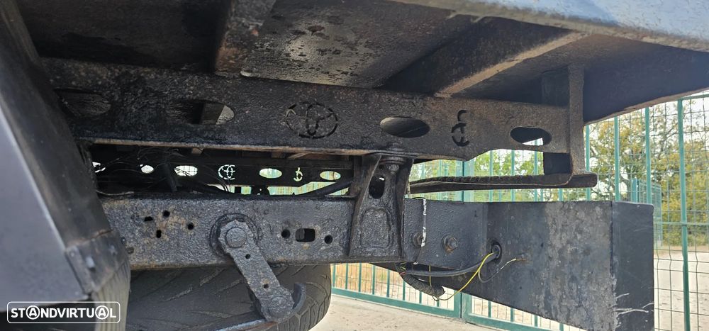 Toyota Hilux 2.4 D-4D 4WD CD CM - 15