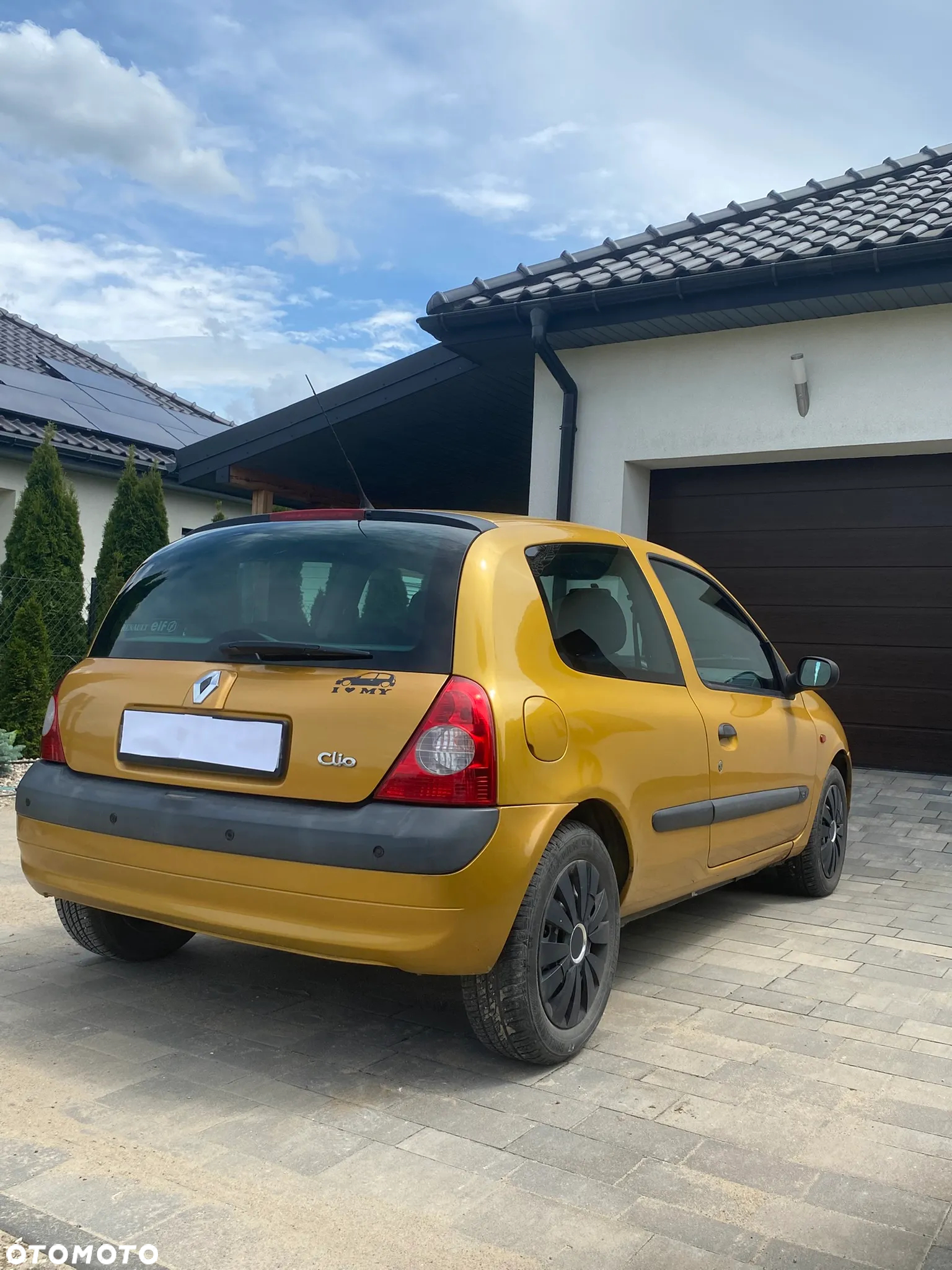 Renault Clio - 2