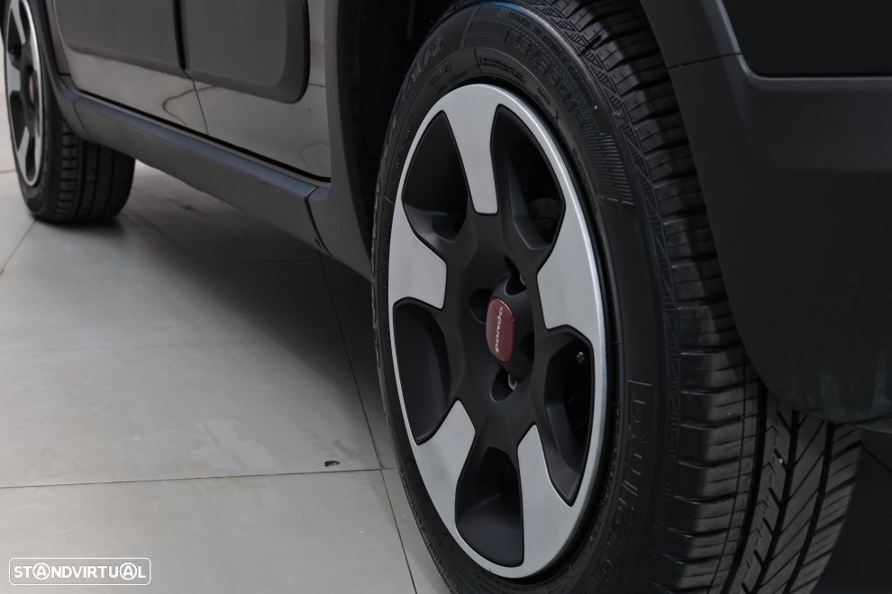 Fiat Panda 1.0 Hybrid Cross - 13